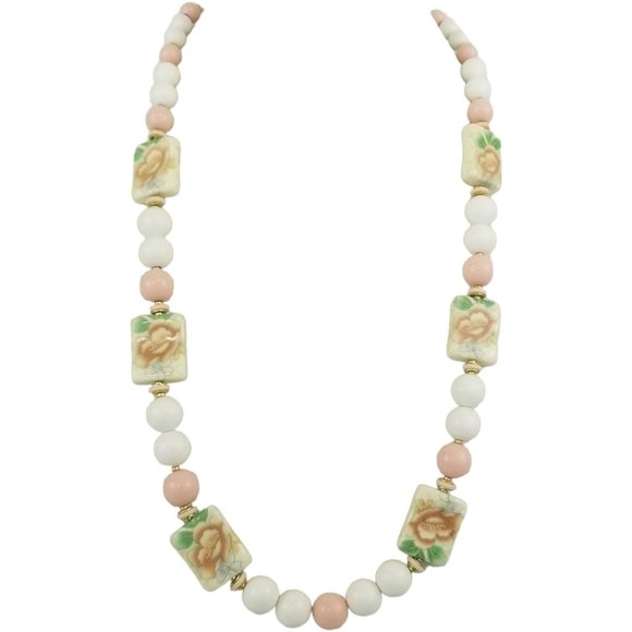 Vintage 1980s Japan Plastic Beaded Necklace Floral Lucite Pink Peach T16 - Picture 1 of 4